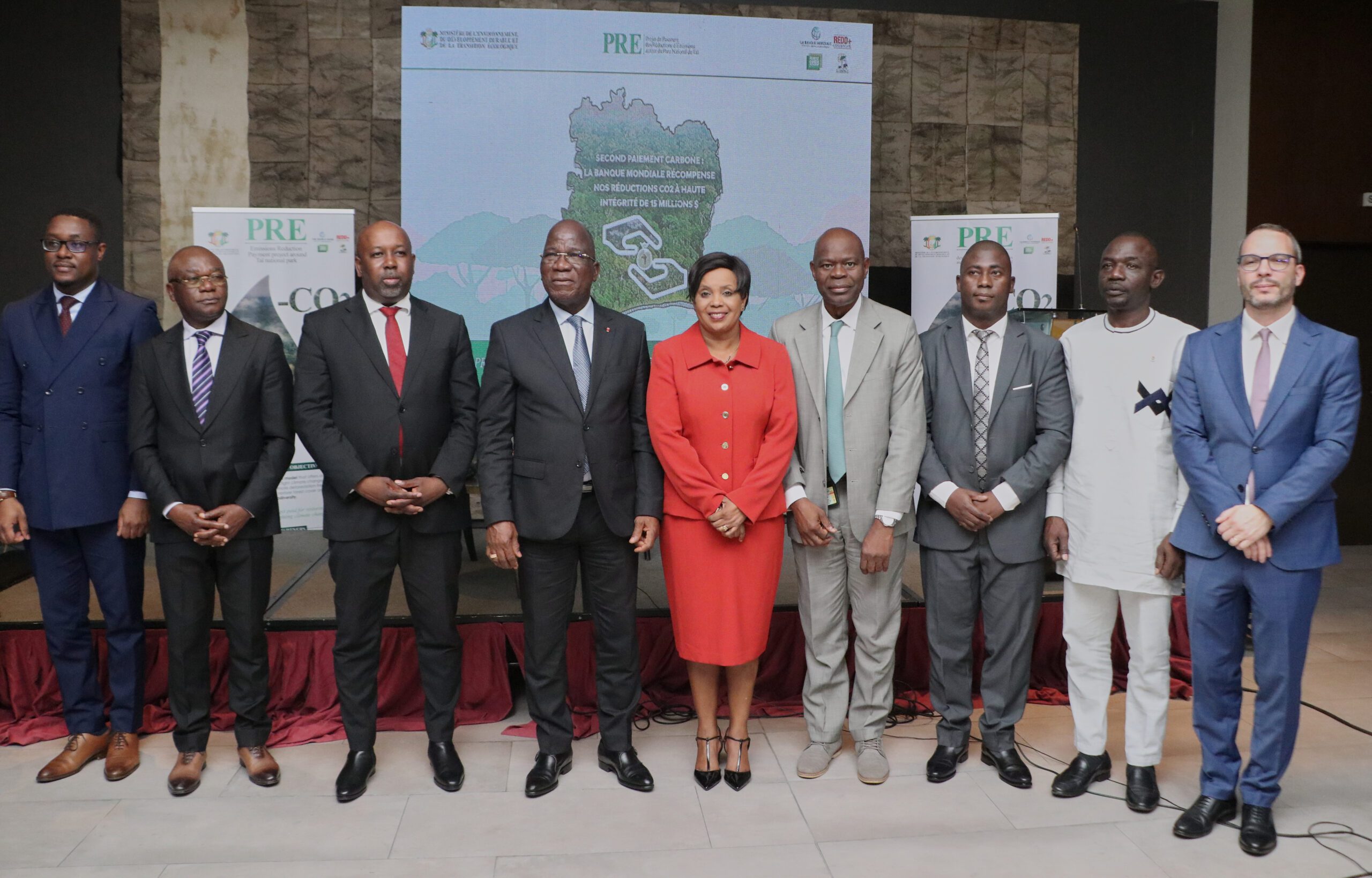 CONFÉRENCE DE PRESSE : SECOND PAIEMENT CARBONE, LA CÔTE D’IVOIRE BOUCLE SON CONTRAT AVEC LA BANQUE MONDIALE ET AFFIRME SA POSITION SUR LE MARCHÉ DU CARBONE