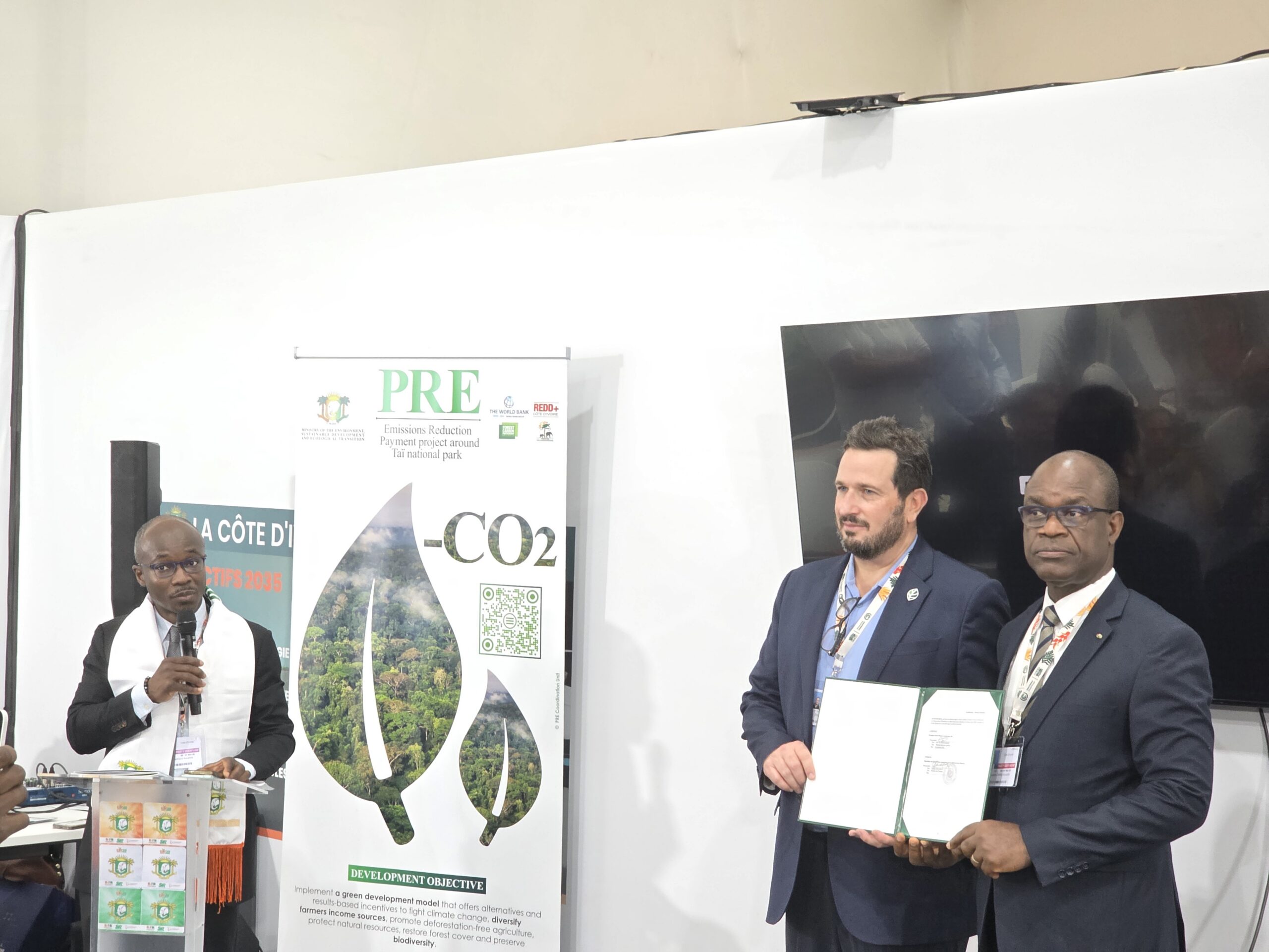 COP30 Belém : La Côte d’Ivoire devient le premier pays du FCPF en Afrique à entrer sur le marché volontaire du carbone